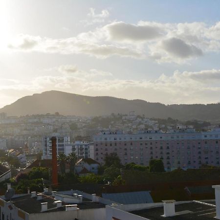 M&H Loft - Apartamento T2 Em Setúbal Esterno foto