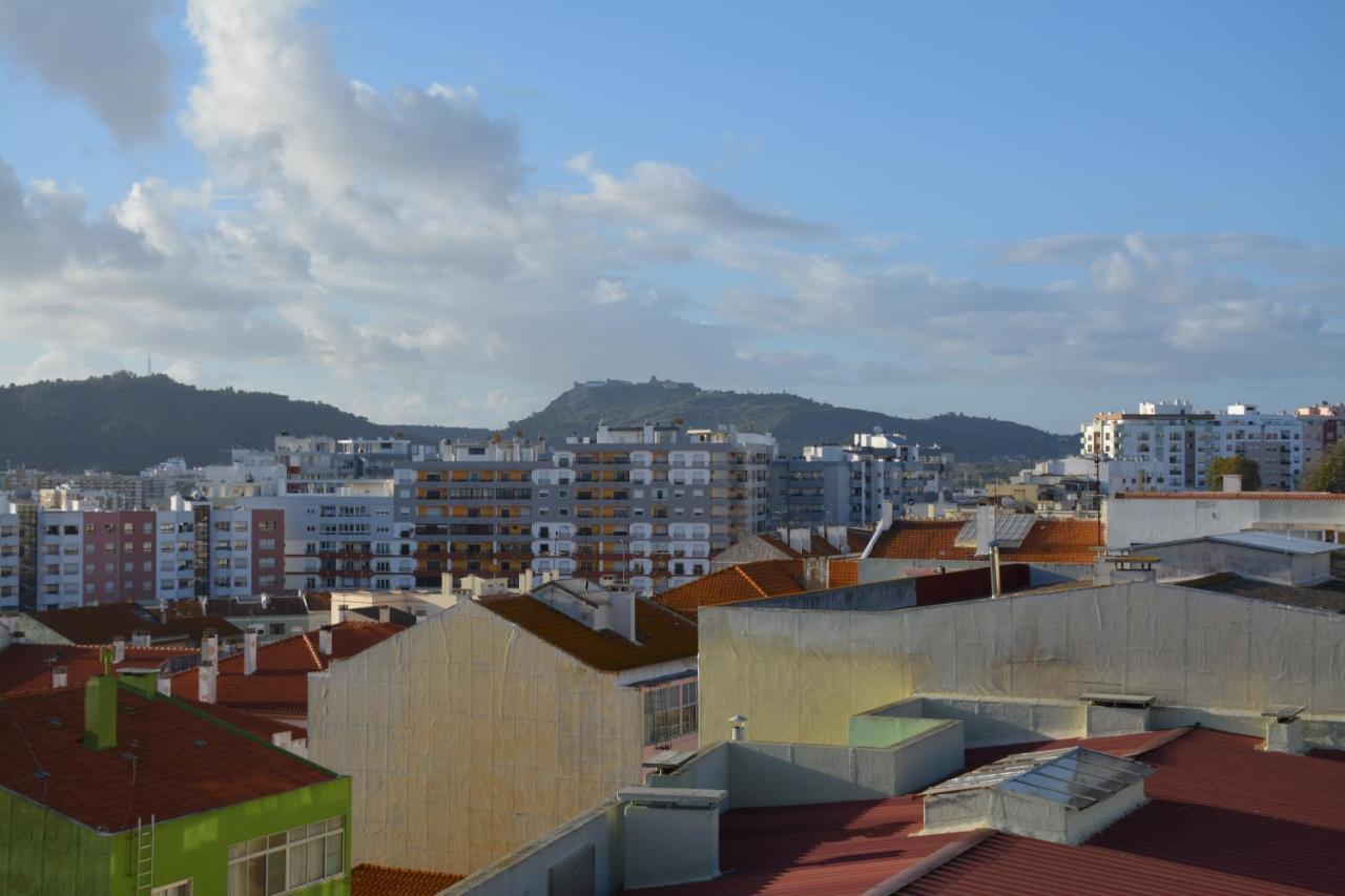 M&H Loft - Apartamento T2 Em Setúbal Esterno foto