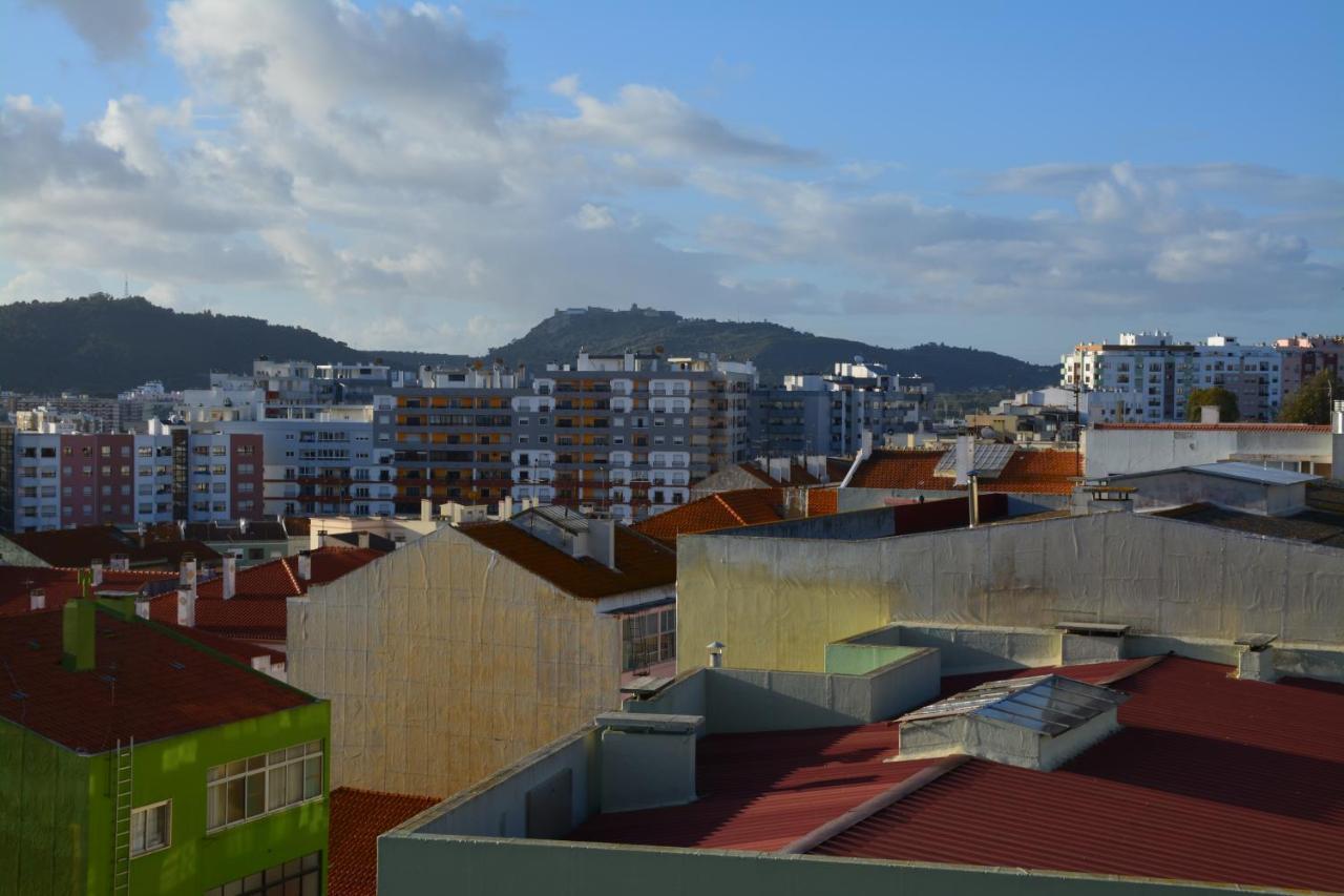 M&H Loft - Apartamento T2 Em Setúbal Esterno foto