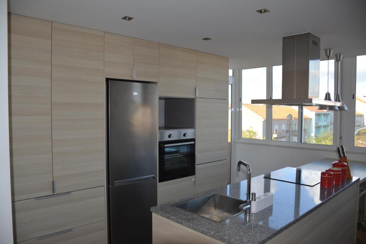 M&H Loft - Apartamento T2 Em Setúbal Esterno foto