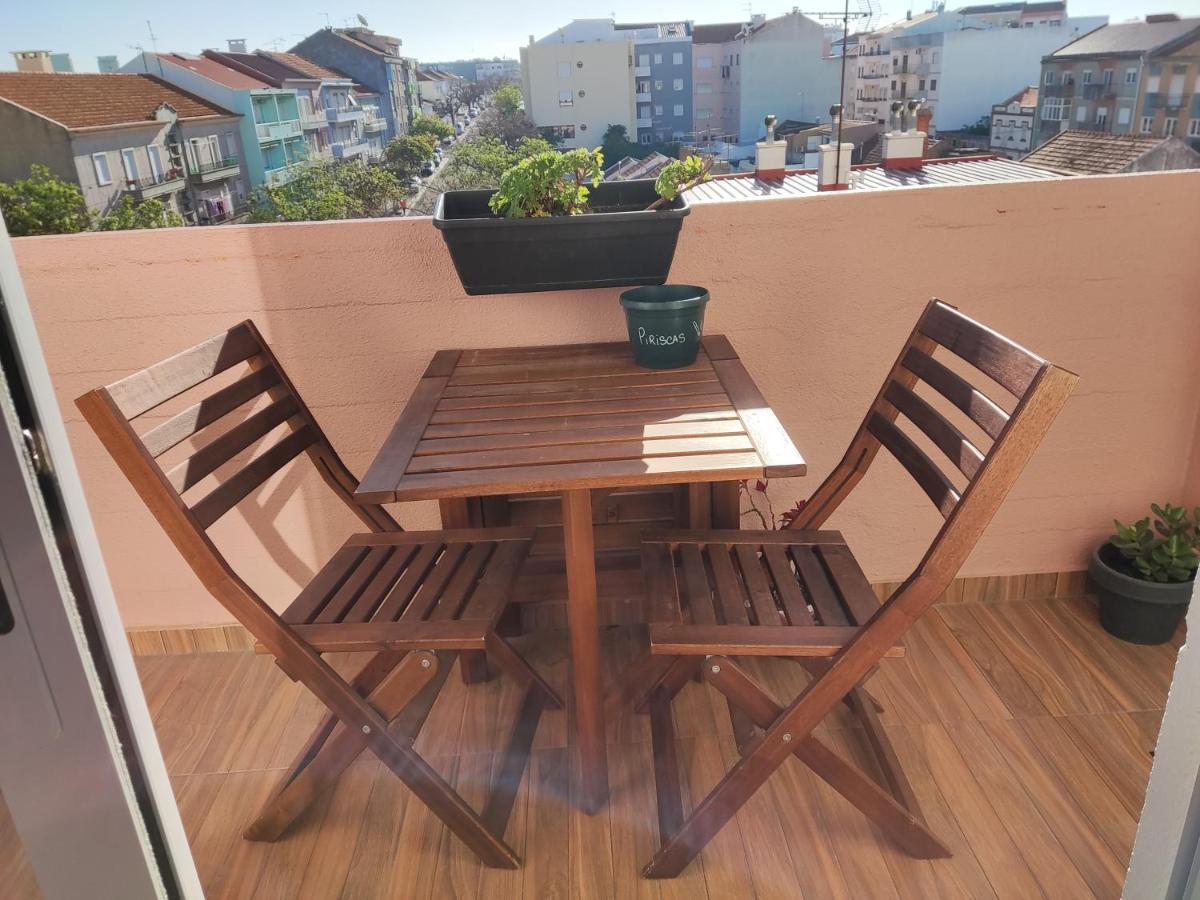 M&H Loft - Apartamento T2 Em Setúbal Esterno foto