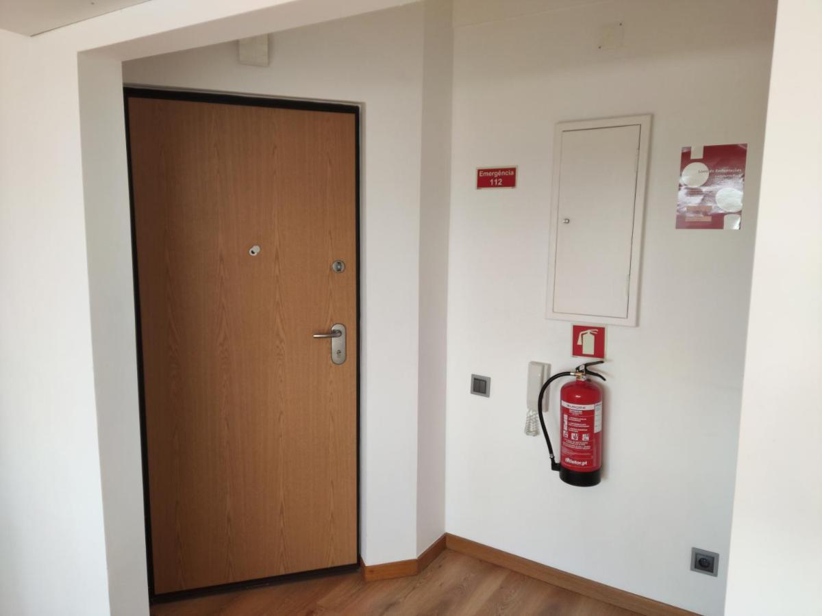 M&H Loft - Apartamento T2 Em Setúbal Esterno foto
